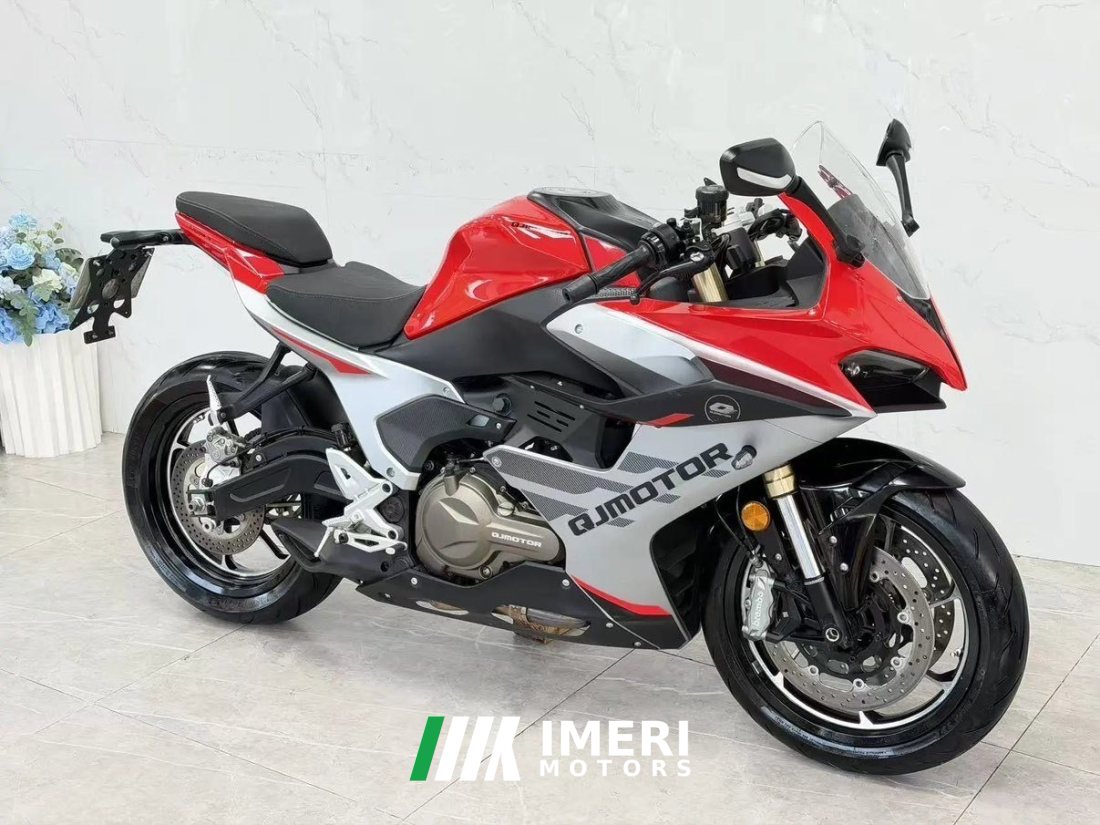 QJMOTOR Sai 550 - motorcycle from China