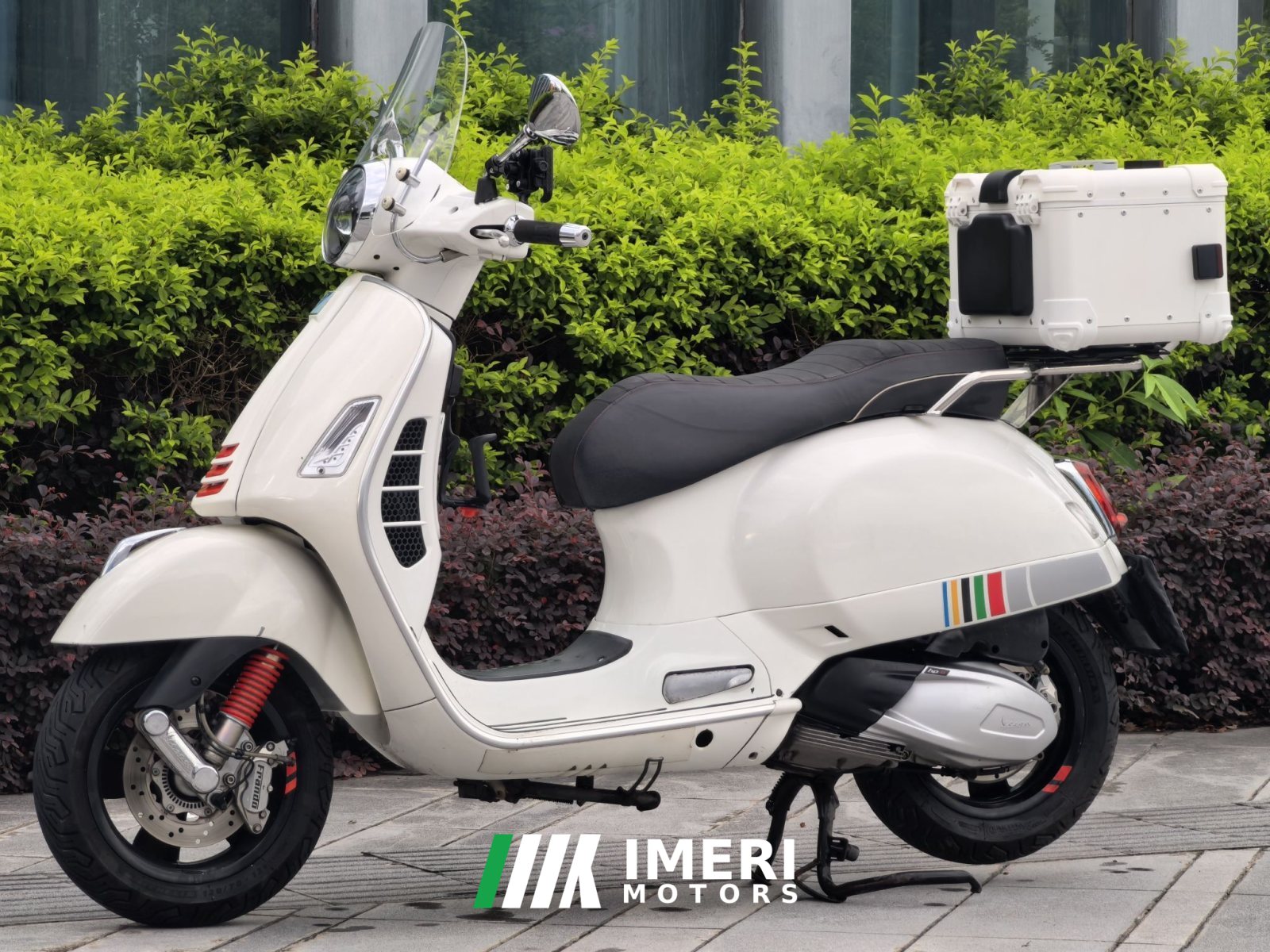 2022 VESPA GTS 300 cc