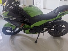 Kawasaki Ninja 400 - ფოტო 3
