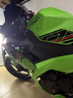 Kawasaki Ninja 400 - ფოტო 4