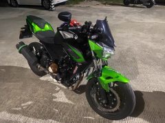 Kawasaki Z400 - ფოტო 1