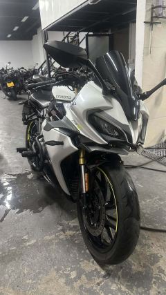 CFMOTO 250SR - photo 1