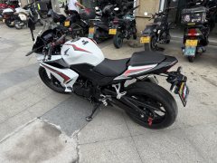 Honda CBR400R - ფოტო 3
