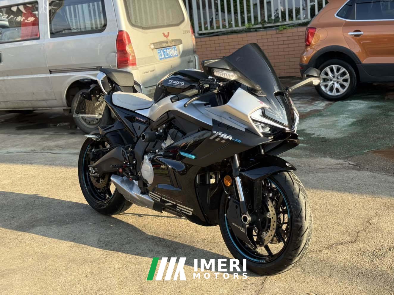2024 CFMOTO 675SR-R