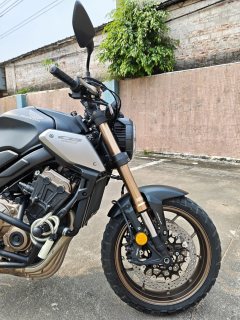 Honda CB650R - photo 7