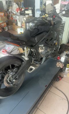 Honda CBR650R - ფოტო 2