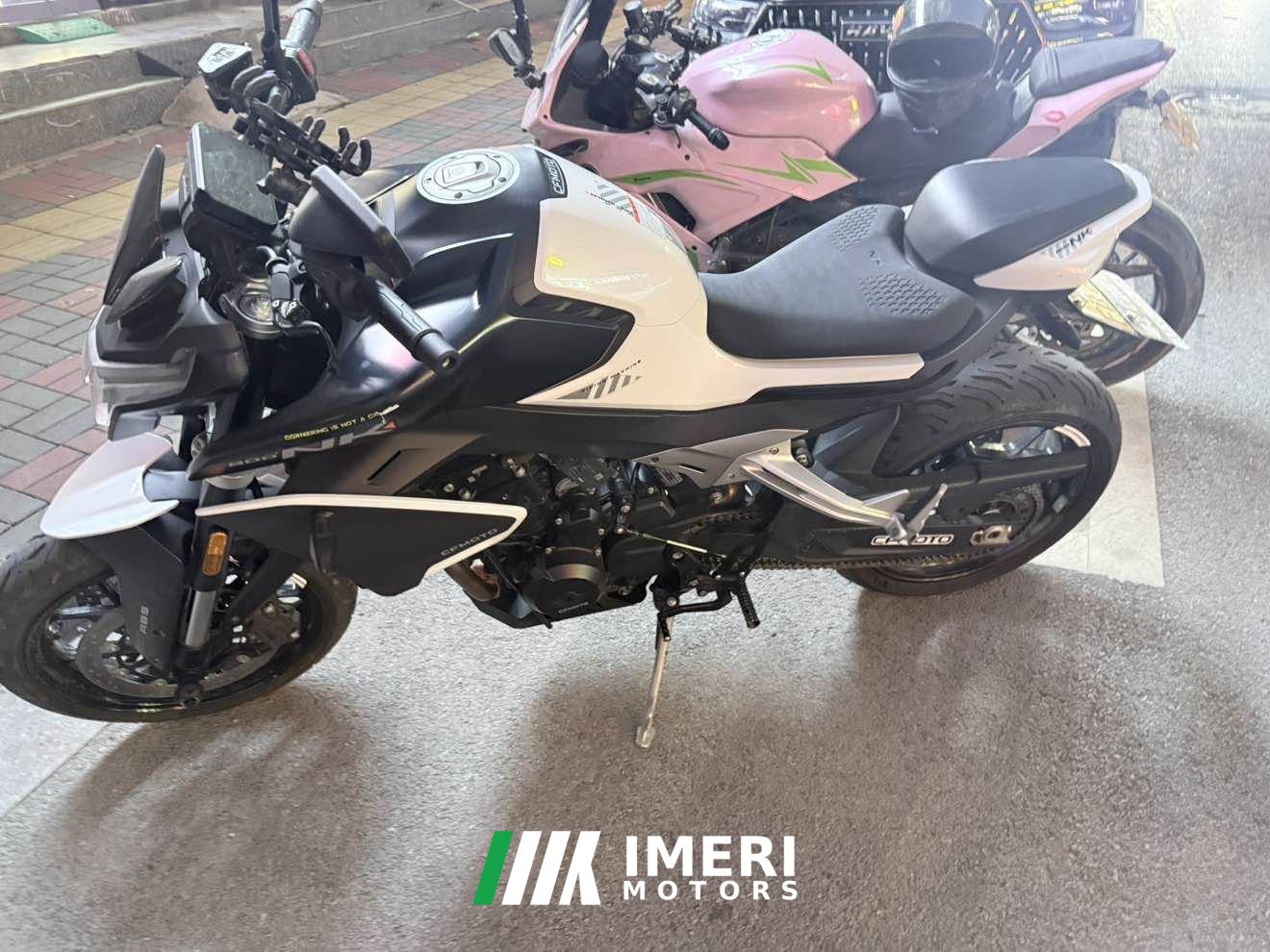 2023 CFMOTO 800NK
