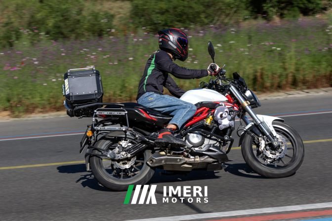 2019 Benelli TNT 300 / BN 302S