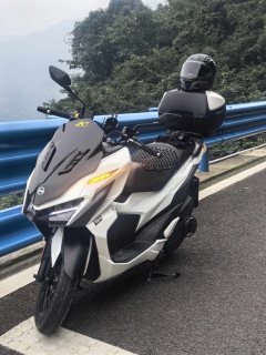 SYM Cruisym 150X - ფოტო 2