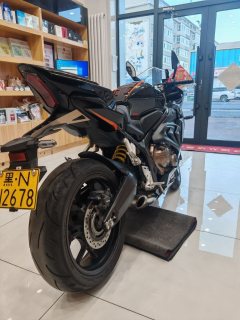 Honda CBR650R - ფოტო 3