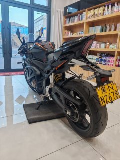 Honda CBR650R - ფოტო 4