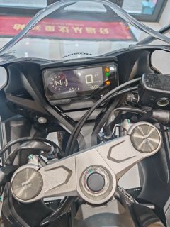 Honda CBR650R - ფოტო 7