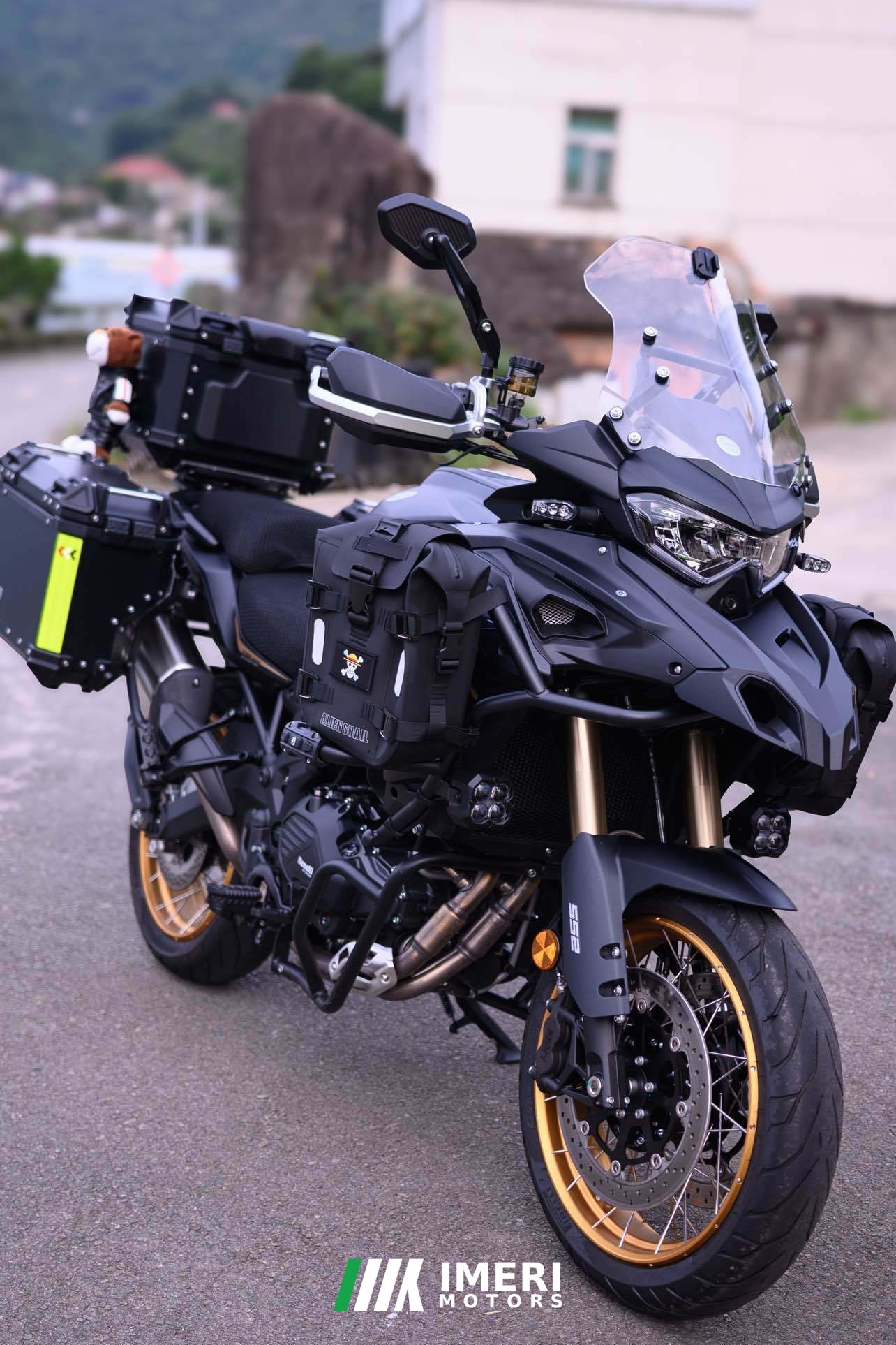 2026 Benelli TRK552 550 cc