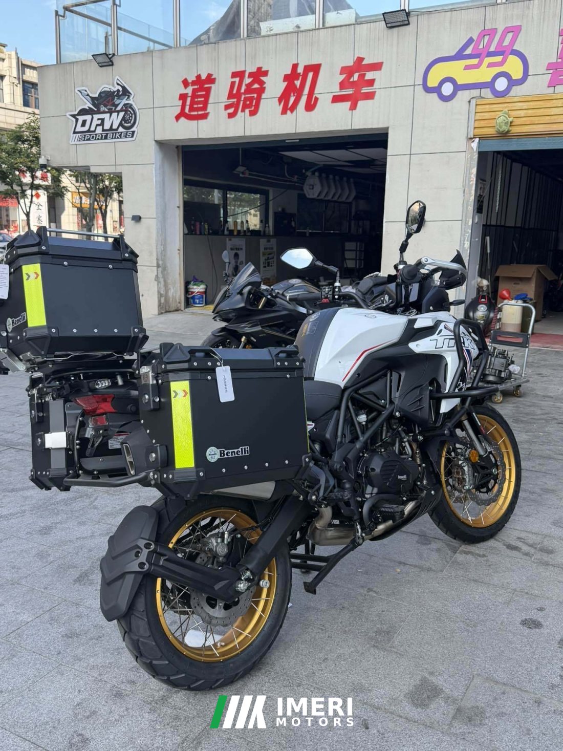 Benelli TRK552 550 cc - მოტოციკლი ჩინეთიდან