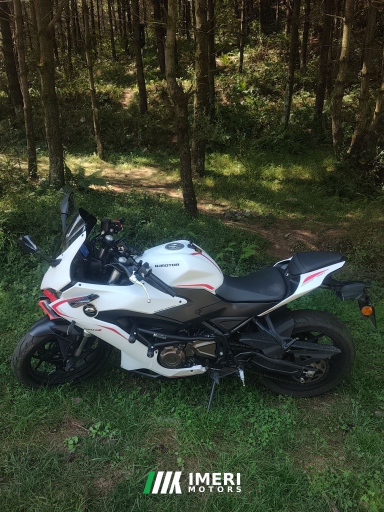 2024 QJMOTOR SRK 250