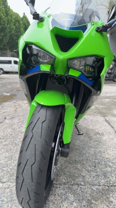 Kawasaki Ninja ZX-6R 650 cc - ფოტო 2