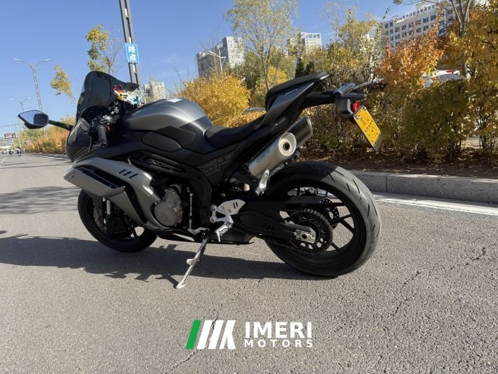 2026 CFMOTO 500SR