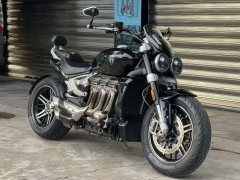 Triumph Rocket 3 2500 cc - ფოტო 3