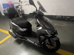QJMOTOR Hong 150RS - photo 1