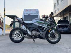 QJMOTOR Sai 550 - ფოტო 6