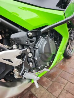 Kawasaki Ninja 400 - ფოტო 8