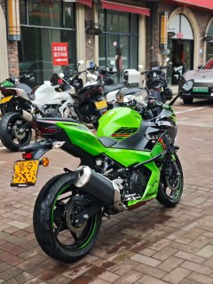 Kawasaki Ninja 400 - ფოტო 9