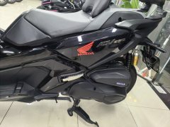 Honda ADV350 - photo 6
