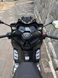 Yamaha XMAX 300 cc - ფოტო 9