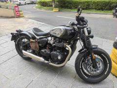 Triumph Bonneville Bobber 1200 cc - ფოტო 1