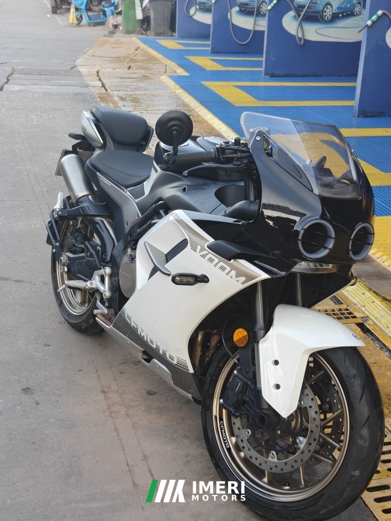 2024 CFMOTO 500SR VOOM