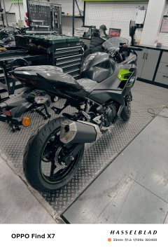 Kawasaki Ninja 400 - ფოტო 4