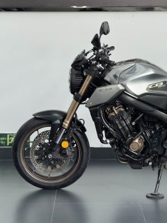 Honda CB650R - ფოტო 9