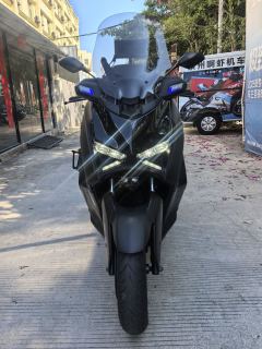 Yamaha XMAX 300 cc - ფოტო 3