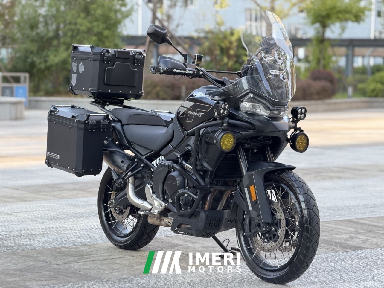 2025 CFMOTO 700MT