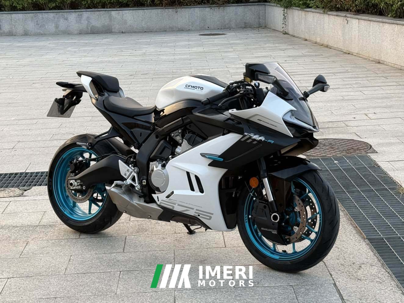 2026 CFMOTO 675SR-R