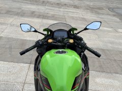 Kawasaki ZX-4R 400 cc - ფოტო 4