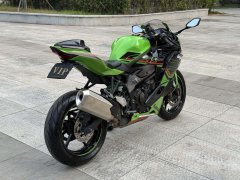 Kawasaki ZX-4R 400 cc - ფოტო 8