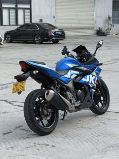 Haojue Suzuki GSX250R - ფოტო 3
