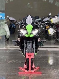 Kawasaki Ninja 650 - ფოტო 2