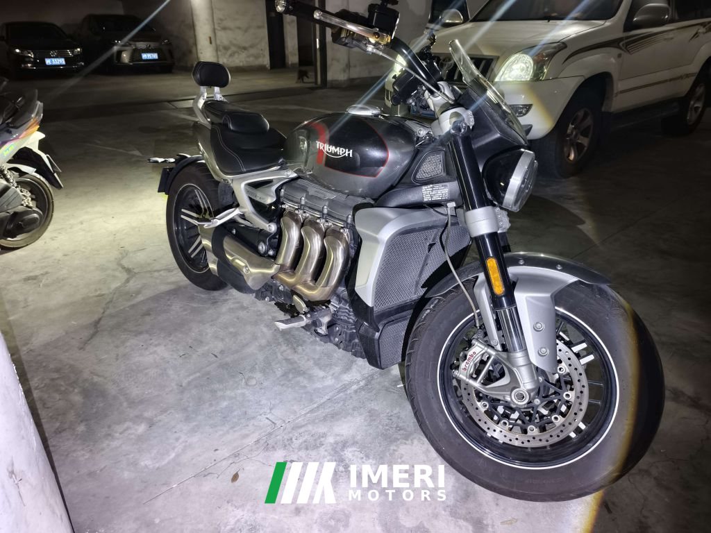 2022 Triumph 2300 cc