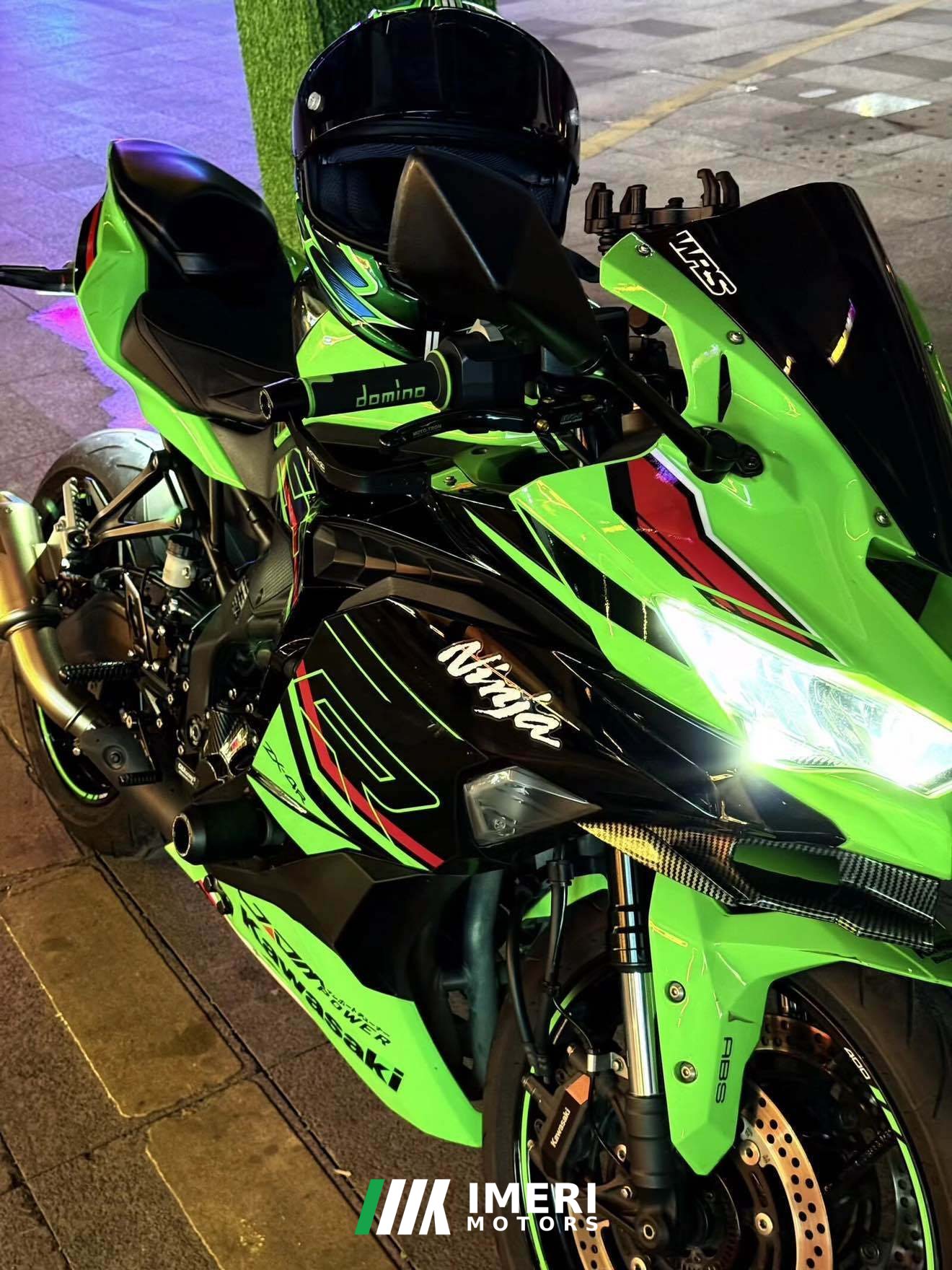 2023 Kawasaki ZX-4R 400 cc