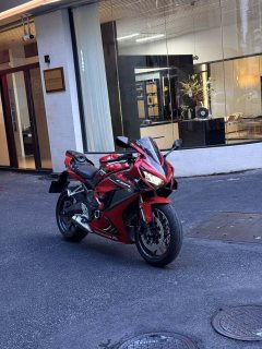 Honda CBR650R - ფოტო 1