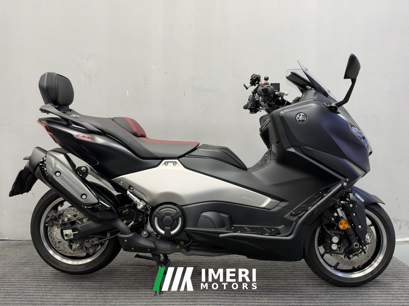 2026 Yamaha TMAX 560 cc