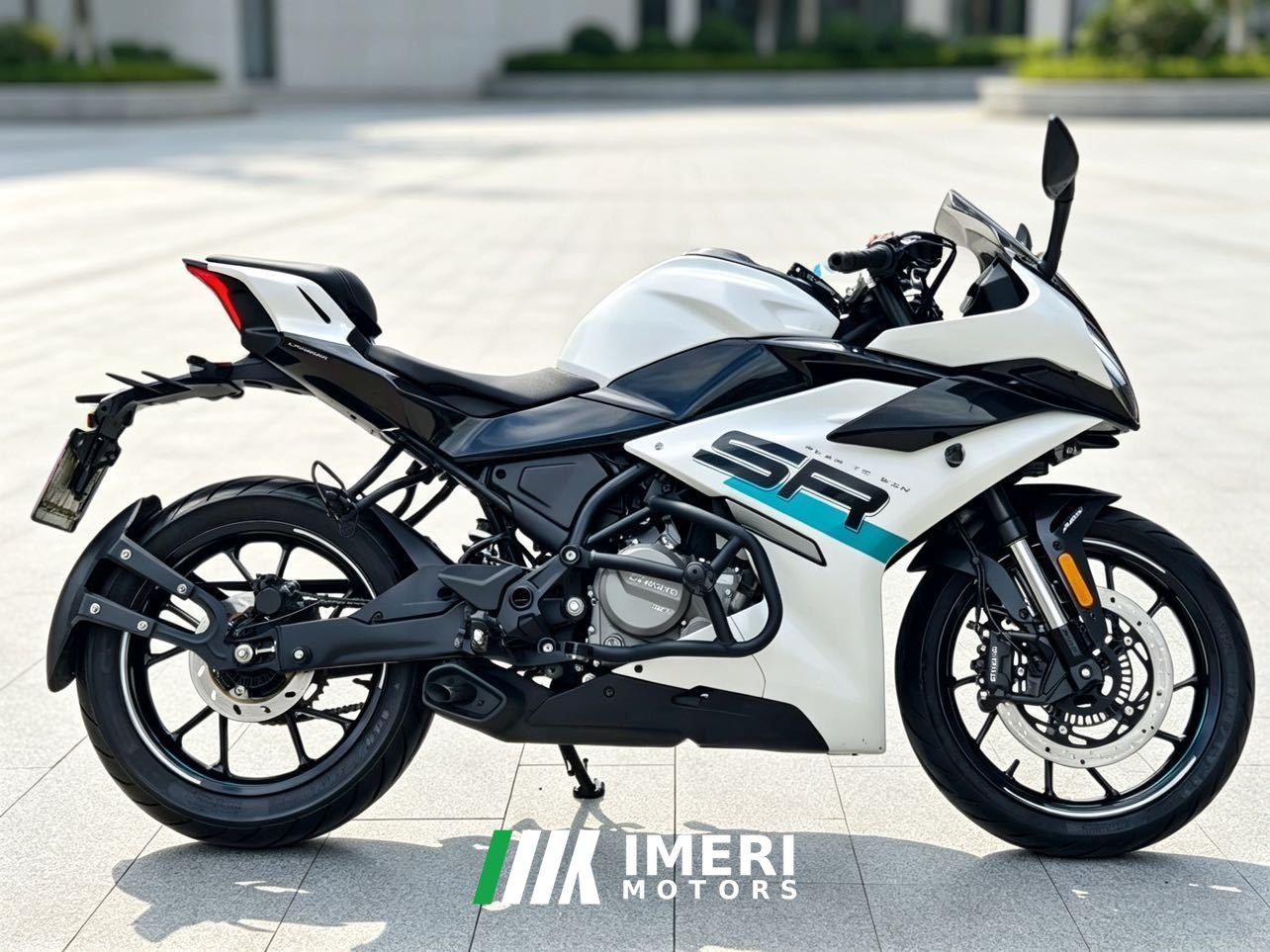 2023 CFMOTO 250SR