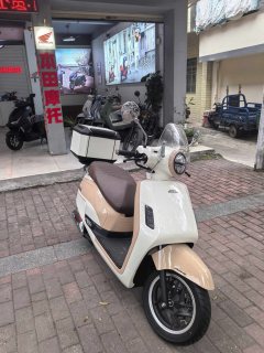 Sundiro Honda NS125LA - ფოტო 3