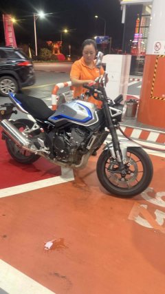 Honda CB500 Super Four - ფოტო 4