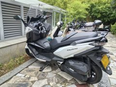 SYM Cruisym 250 - photo 2