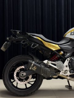 BMW F 900 XR - photo 8
