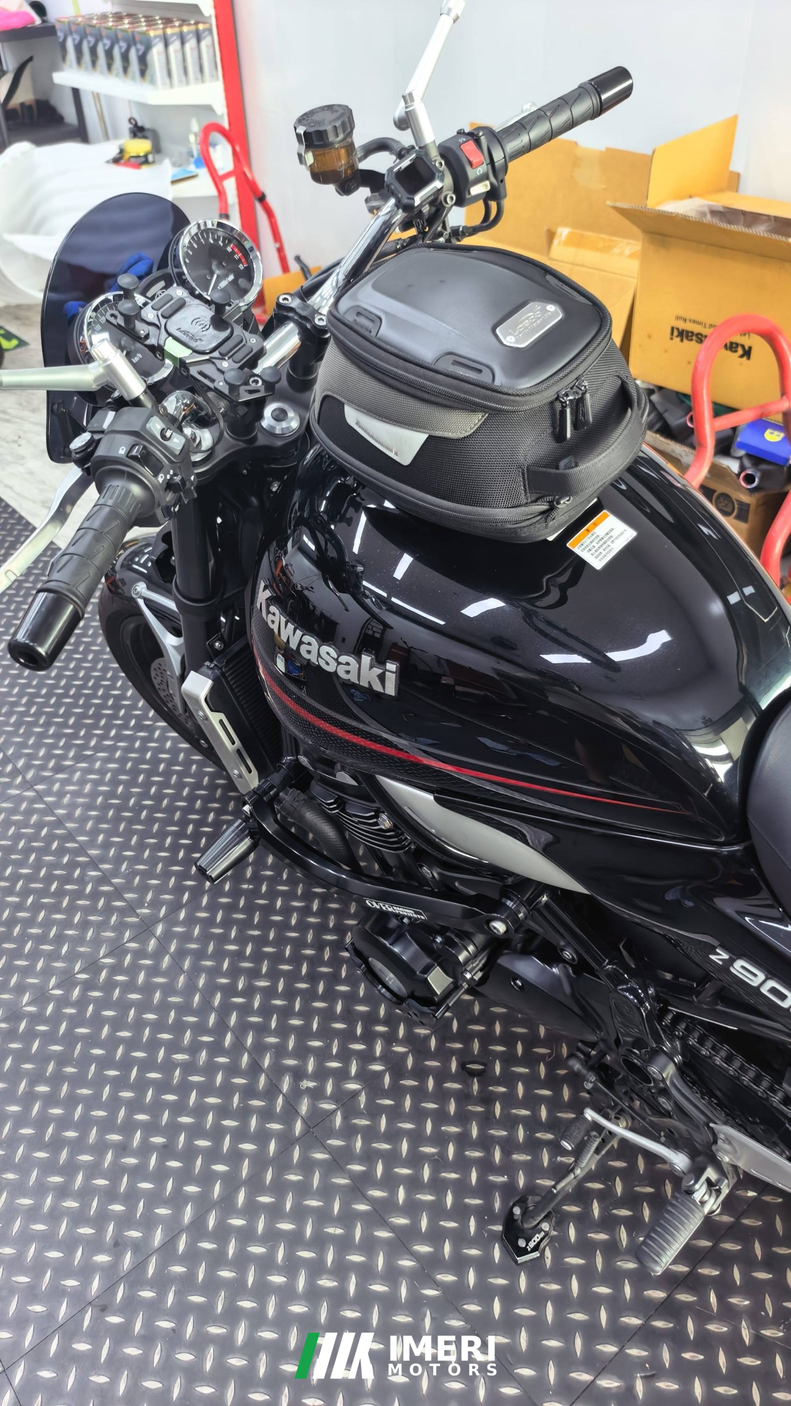 2024 Kawasaki Z900RS 950 cc