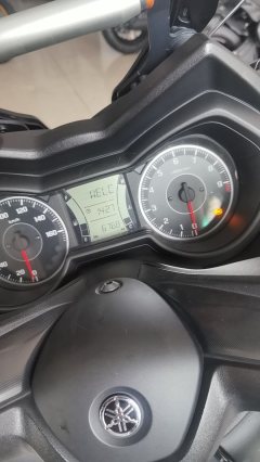 Yamaha XMAX 300 cc - photo 2